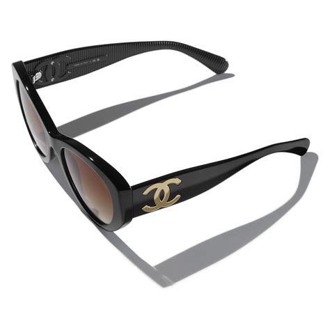 Lunettes de soleil CHANEL CH 5495 C622S5 31/131 Femme 